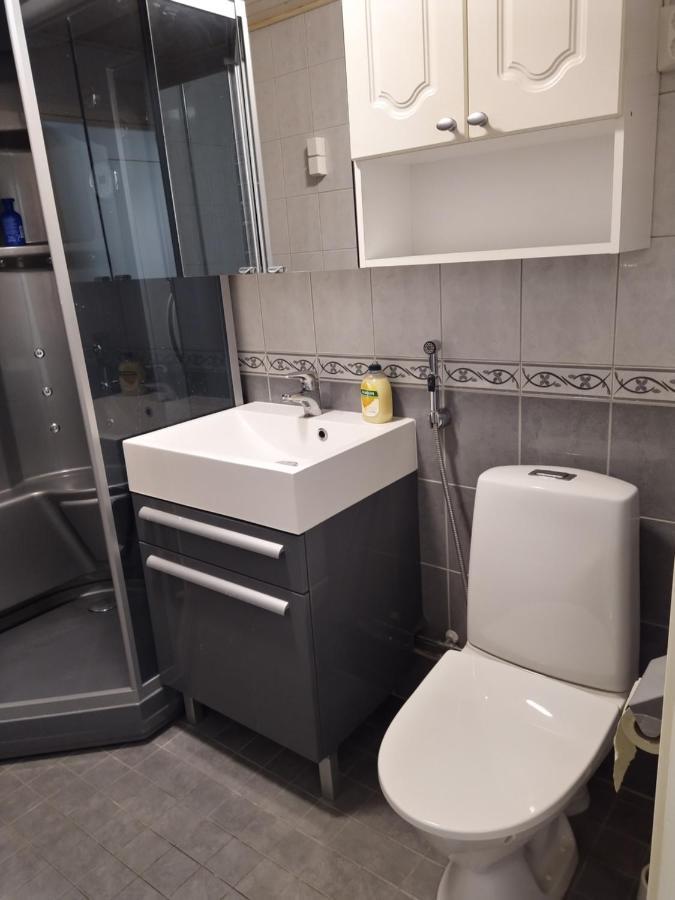 Kaukajaerven Joutsen - Valoisa Ja Tilava Kaksio Apartamento Tampere Exterior foto